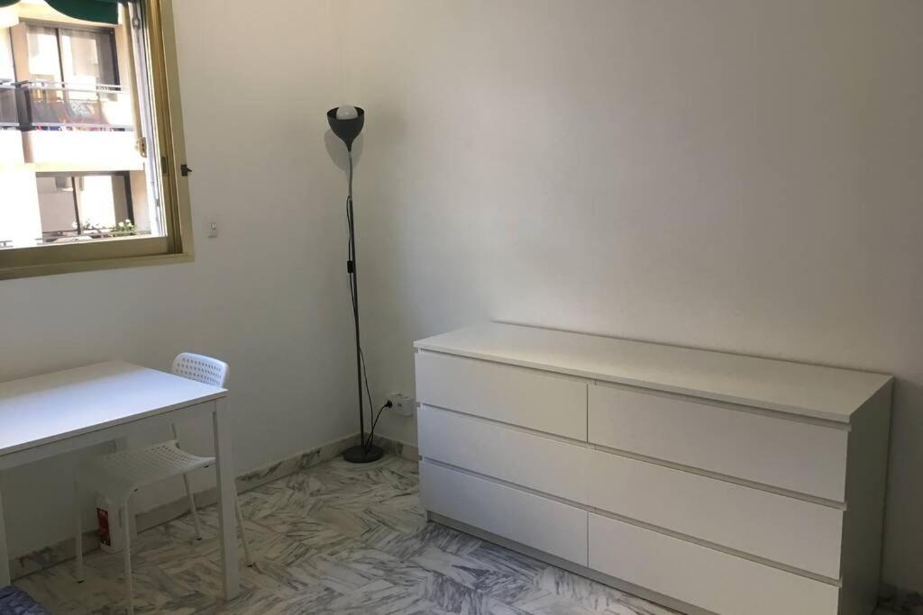 Studio Meuble Proche Plages Et Vieille Ville Antibes Exteriér fotografie